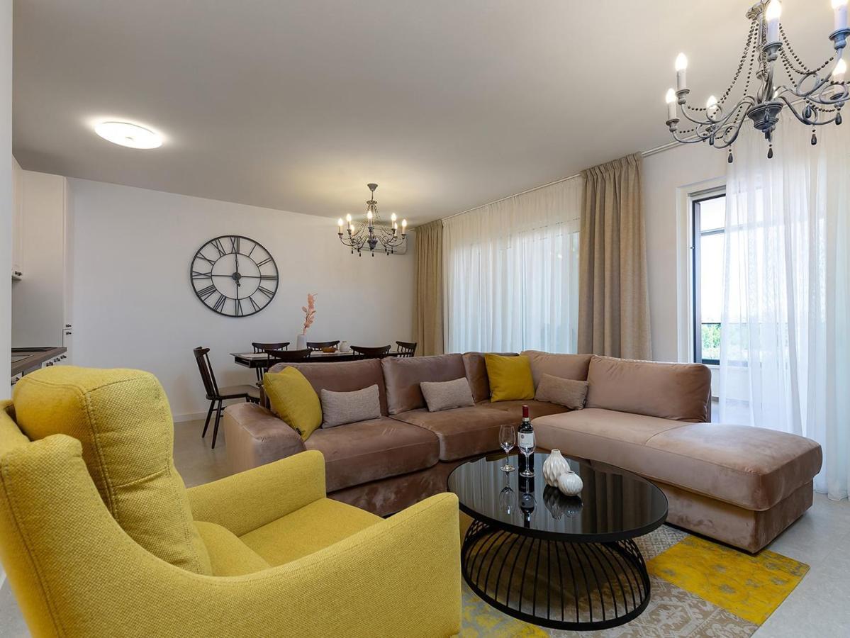 Residence Nar Πόρετς Εξωτερικό φωτογραφία